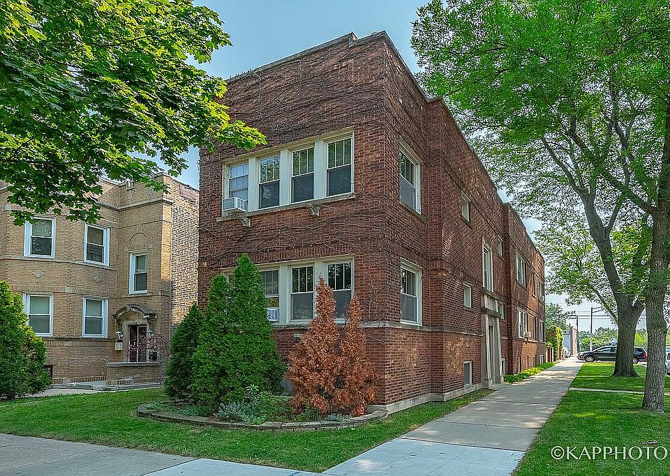1st image of 2424 W Hollywood Ave