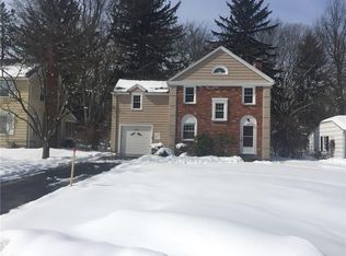 125 Wyatt Dr, Rochester, NY 14610