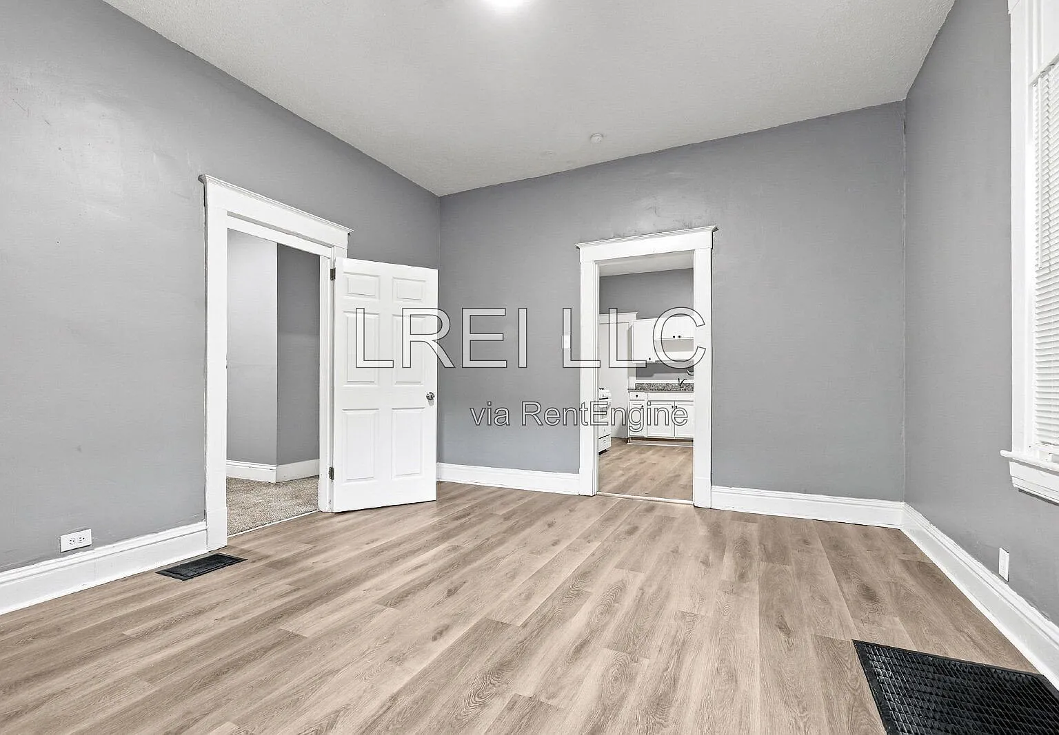 3 bed, 1.0 bath, 1222 sqft, $1,275 — Photo 3
