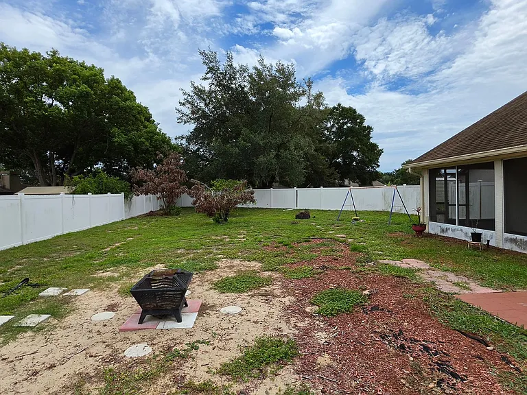 10051 Dorset Dr — Photo 34