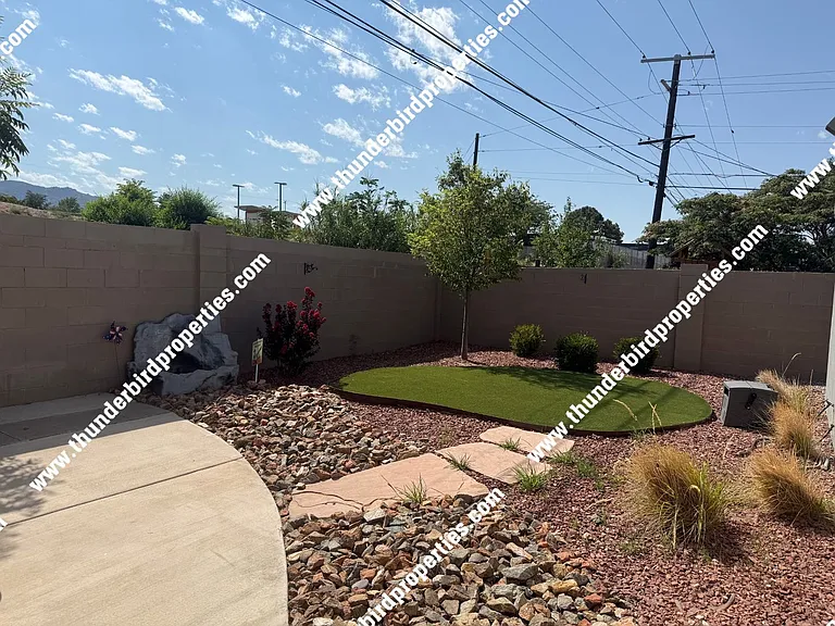 2108 Muriel St NE — Photo 24