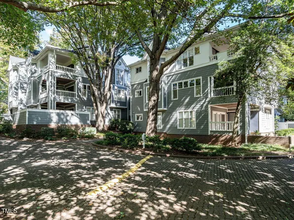 700 Bishops Park Dr Unit 104, Raleigh, NC 27605