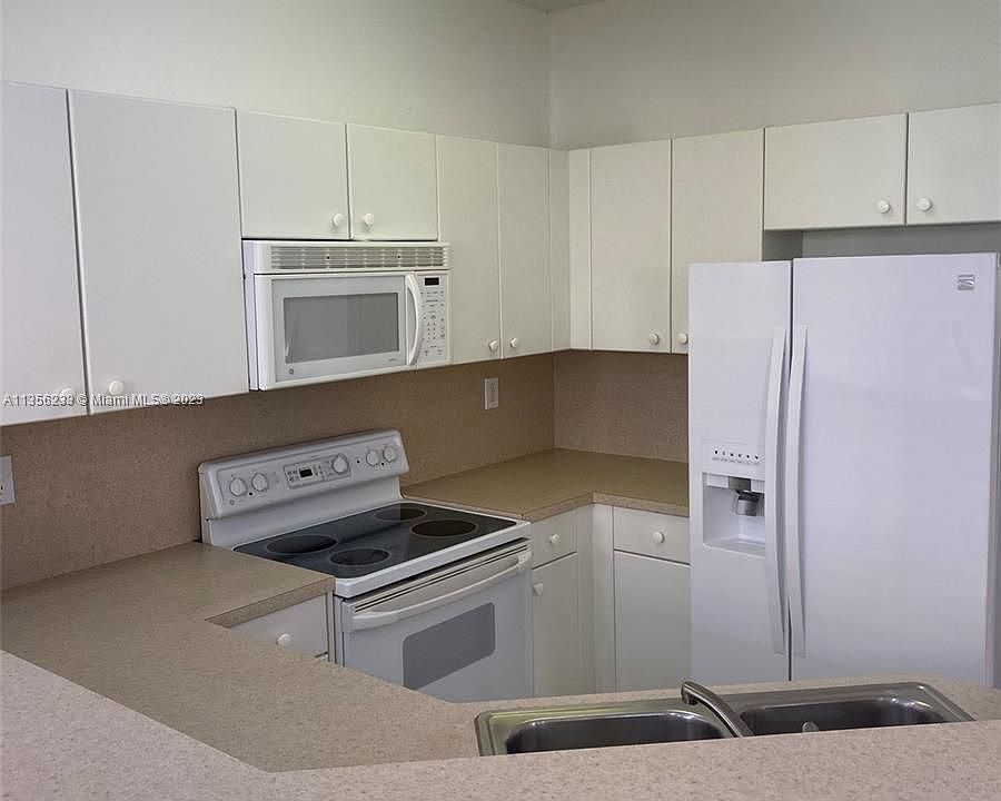 1st image of 8165 NW 108th Ave #8165