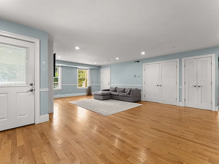 152-154 Savin Hill Ave #2 — Photo 2