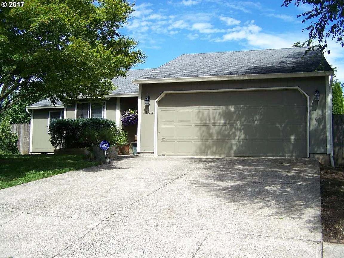 1703 NW 7th Ct photo 1