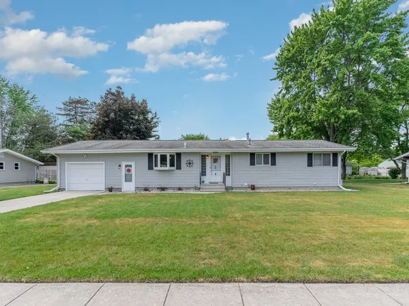 4548 E Lewis Dr, Bay City, MI 48706