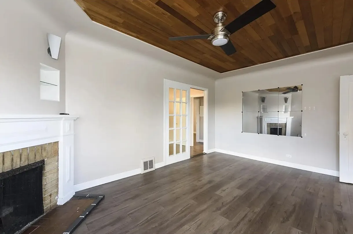 2 bed, 847 sqft, $2,950 — Photo 2