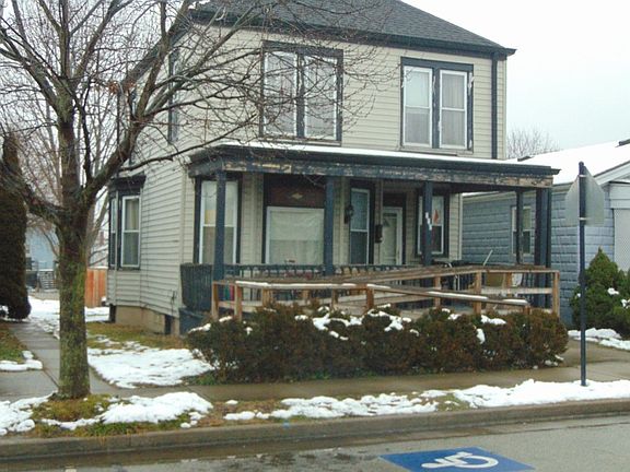 3rd image of 430 Elm St
