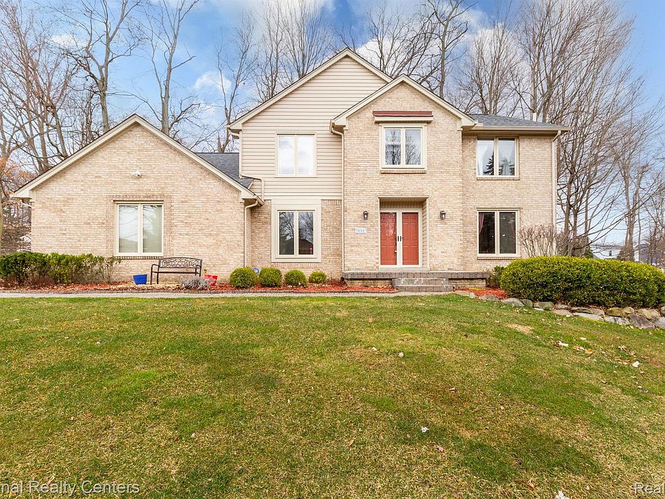 1st image of 30503 Knighton Dr