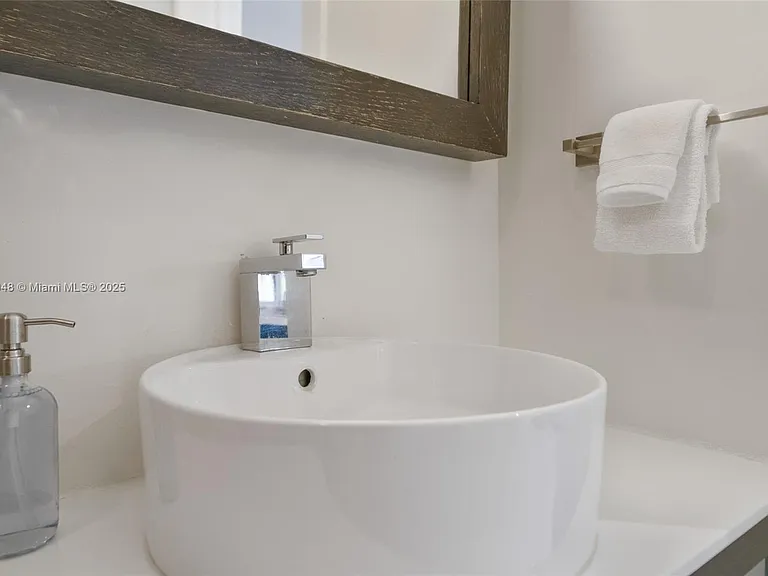 7544 SW 78th Ter — Photo 39