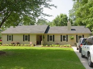 18 Meeting St, Cheraw, SC 29520