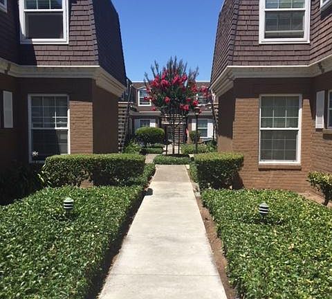 3rd image of 426 Escuela Ave APT 16