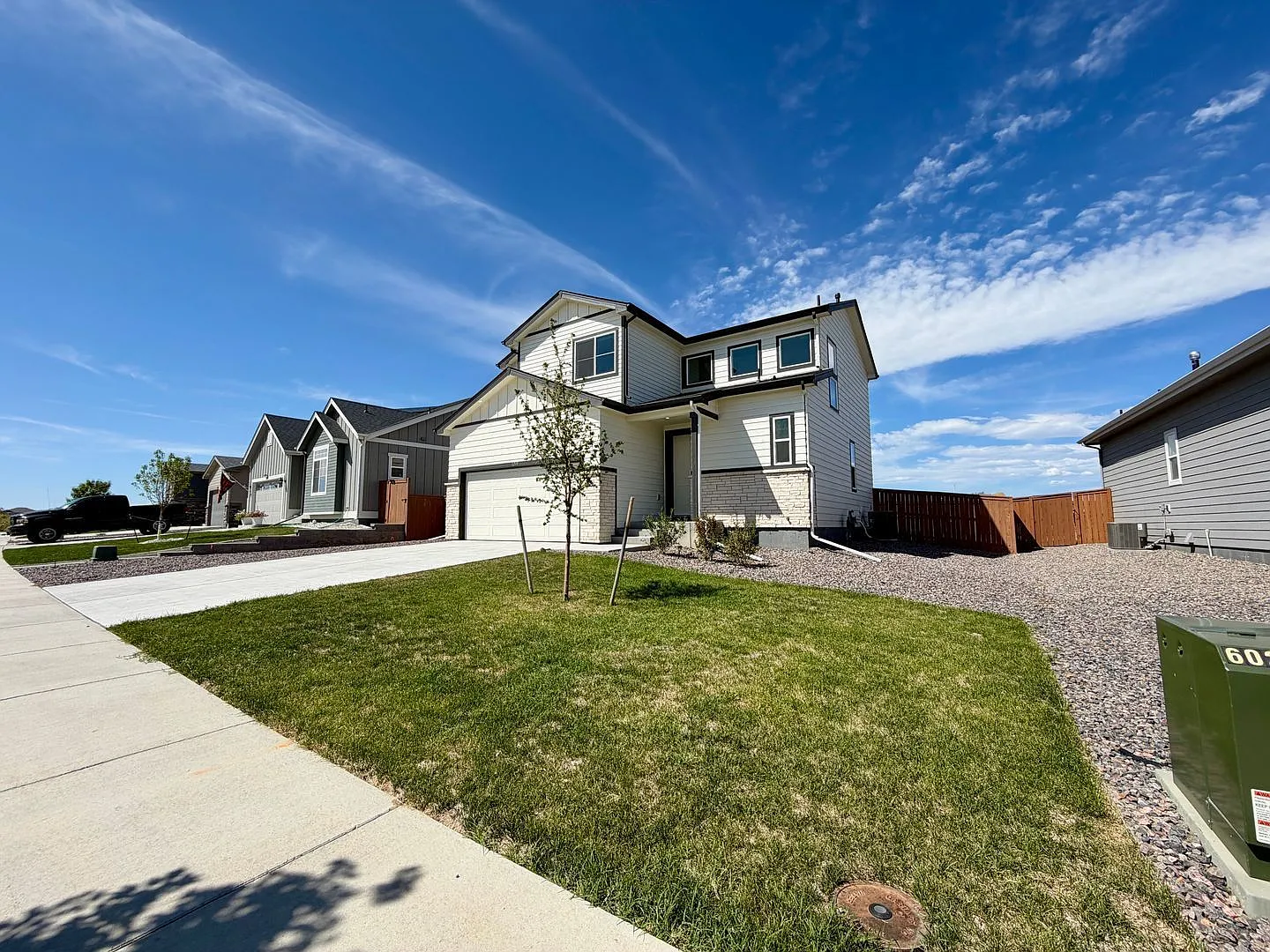3 bed, 2.5 bath, 2229 sqft, $2,700 — Photo 4