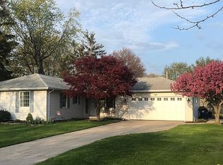 59 Exeter Rd, Buffalo, NY 14221