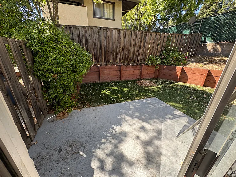Buena Vista Ave — Photo 6
