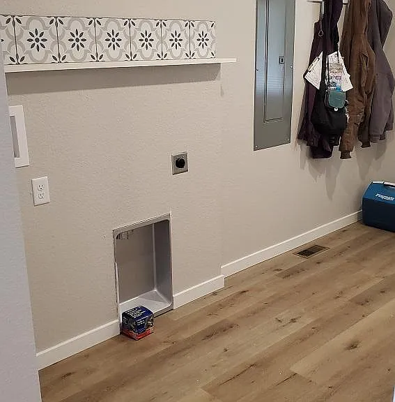 Laundry in Mud Room (newer clothes washer and dryer have been installed)