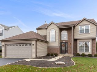241 Cummings Dr, Bartlett, IL 60103