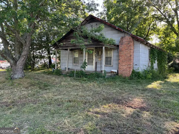 489 S Broad St, Bowman, GA 30624