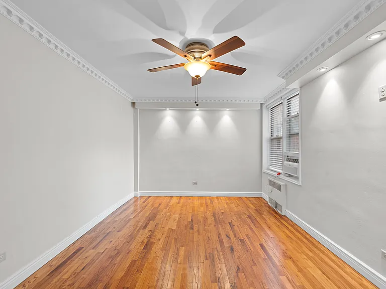 6730 Clyde St #5B — Photo 7