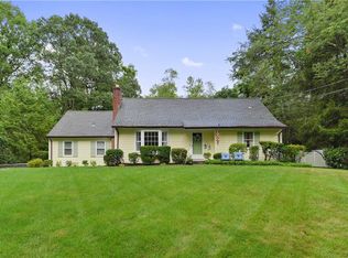84 The Farms Rd, Bedford, NY 10506