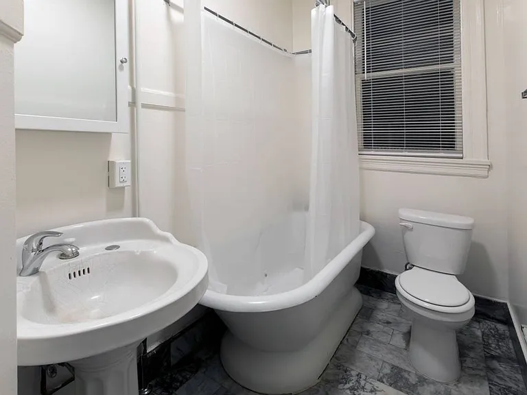 1450 Alice Street (244rc) — Photo 8