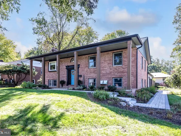 8900 Camden St, Alexandria, VA 22308