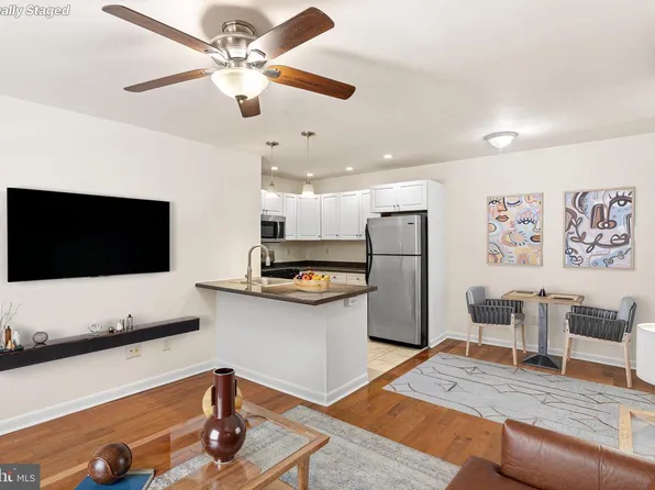 2531 Lombard St #1S, Philadelphia, PA 19146