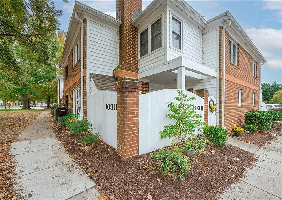 1st image of 103 Sudbury Way APT H