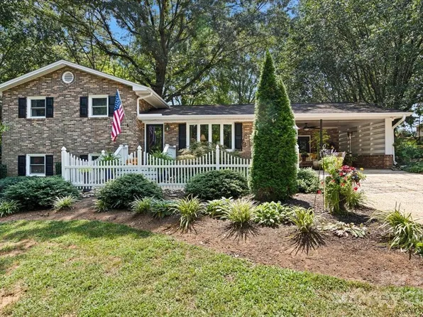 3319 Tamworth Ln, Gastonia, NC 28052