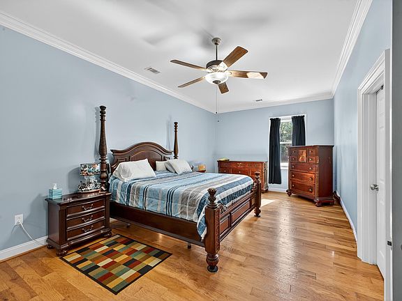 5th image of 859 Clinton Church Rd