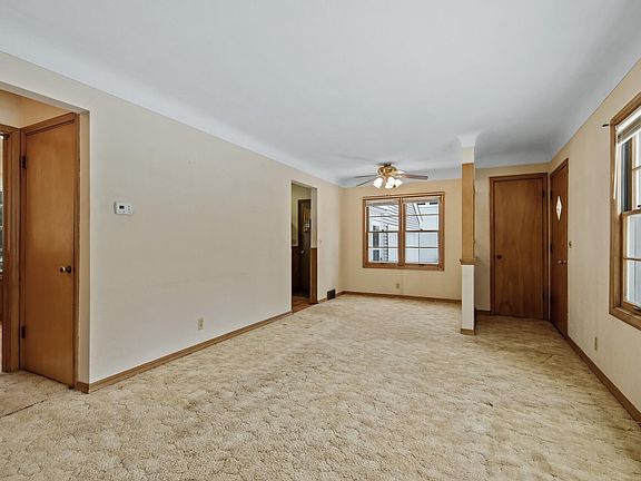 5th image of 1660 Stillwater St