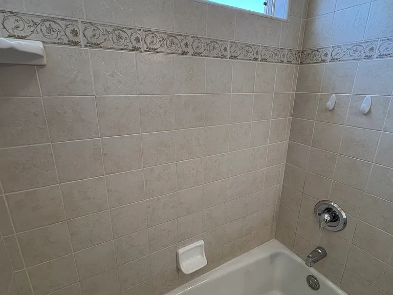 249 N 7th St — Photo 20