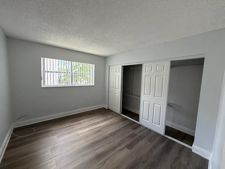 4419 Treehouse Ln #C — Photo 8