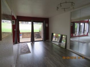 1949 Bechelli Ln, Redding, CA 96002