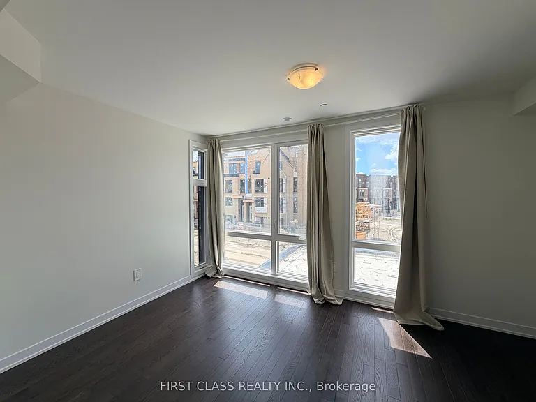 24 Garden Pl #MAIN — Photo 11