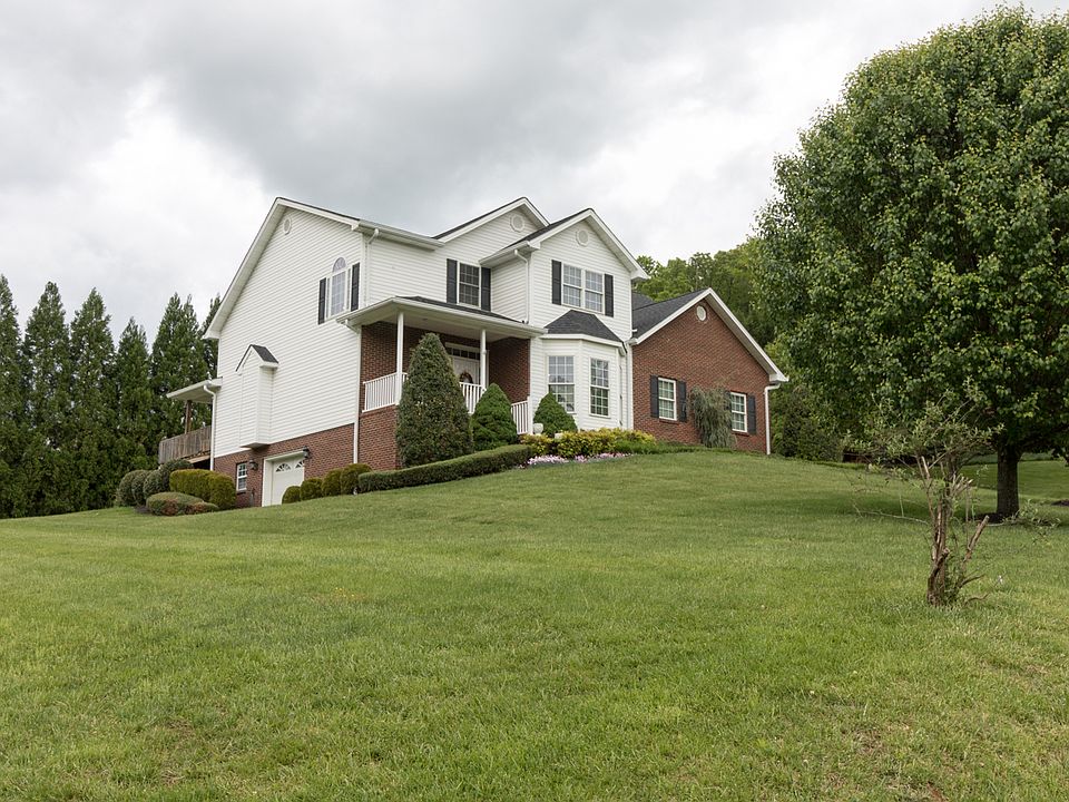 1st image of 107 Orchard Dr