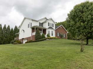 107 Orchard Dr, Unicoi, TN 37692