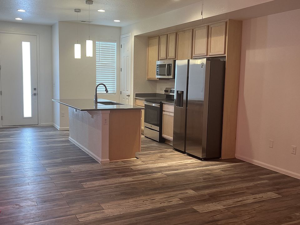 1st image of 5319 Warrior St #20