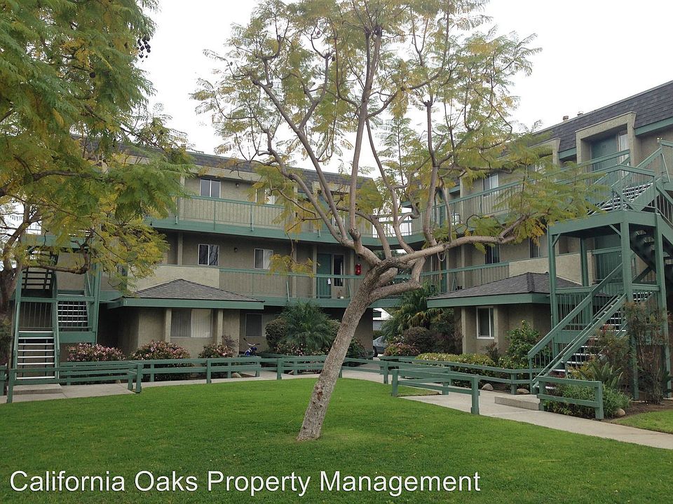 1st image of 1075 N Olive St APT 32
