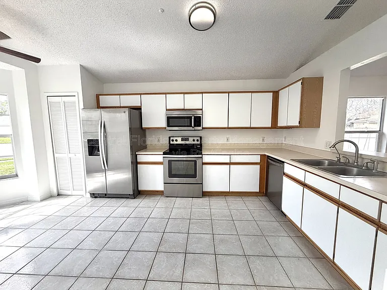 9176 Fort Jefferson Blvd — Photo 5