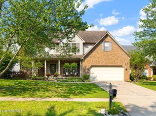 5208 Charlbury Ct, Louisville, KY 40241