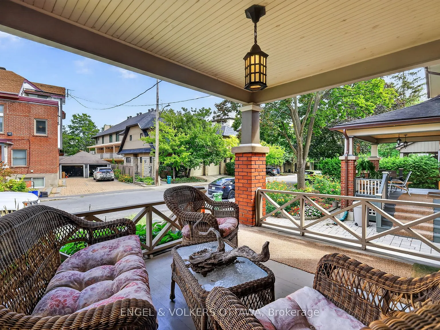 4 bed, $5,500 — Photo 2