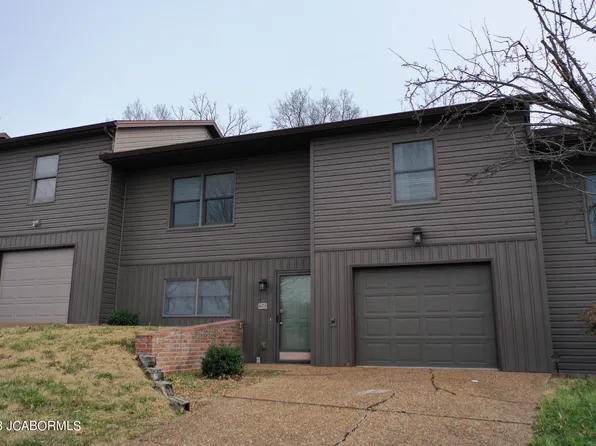 673 Oak Creek Ct, Jefferson City, MO 65101