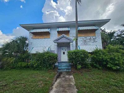 2220 18th St S, Saint Petersburg, FL, 33712
