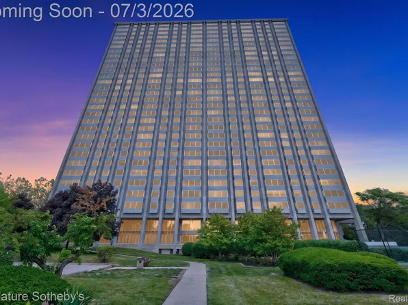 1300 E Lafayette St #912, Detroit, MI 48207