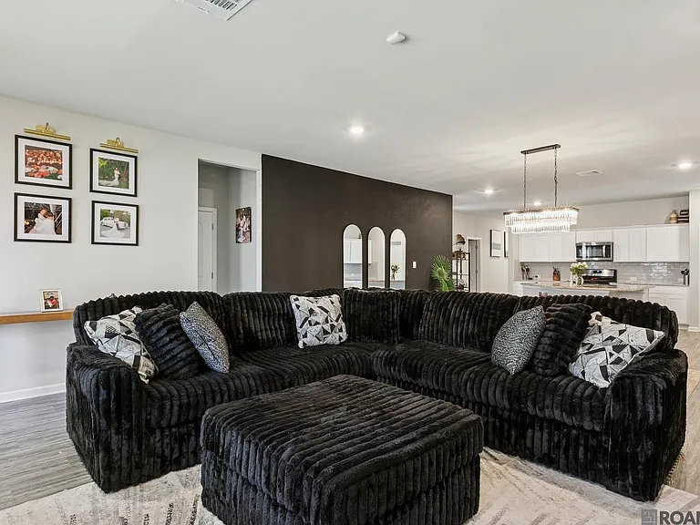 6527 Tiger Pointe Dr — Photo 5
