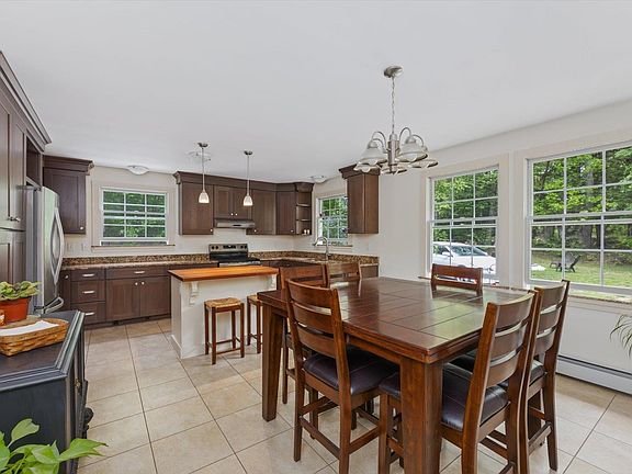 5th image of 103 Dean Farm Road