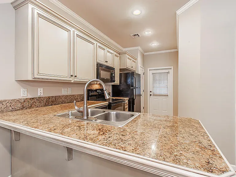 120 Deraney Ln — Photo 12