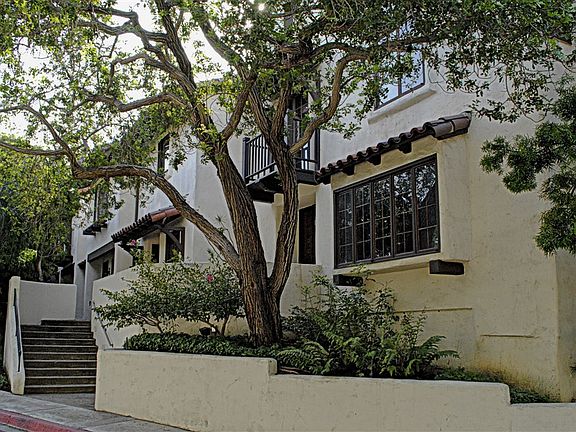 3rd image of 8654 Villa La Jolla Dr