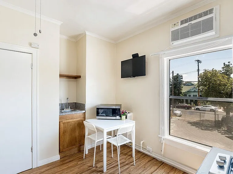 Arthur Emery Apartments — Photo 85